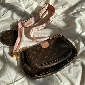 Louis Vuitton Multi Pochette Accessoires